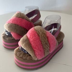 UGG‎ Disco Stripe Slide Platform Sandal In Chestnut & Pink Rose Sherpa Size 7
